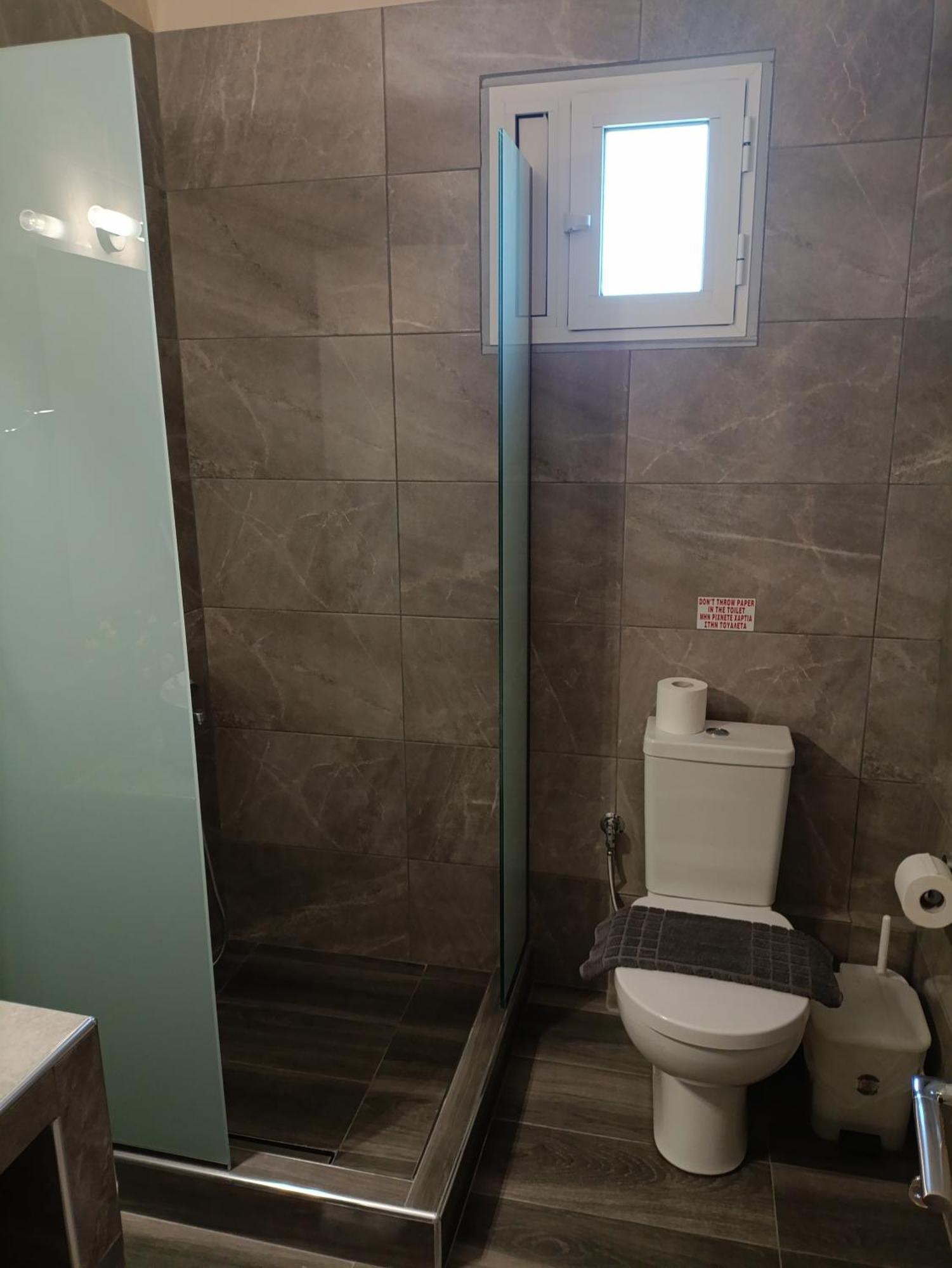 Verginia Studios Korinos Bagian luar foto