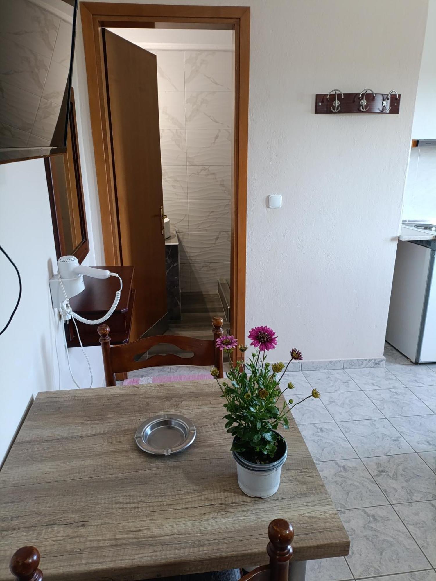 Verginia Studios Korinos Bagian luar foto