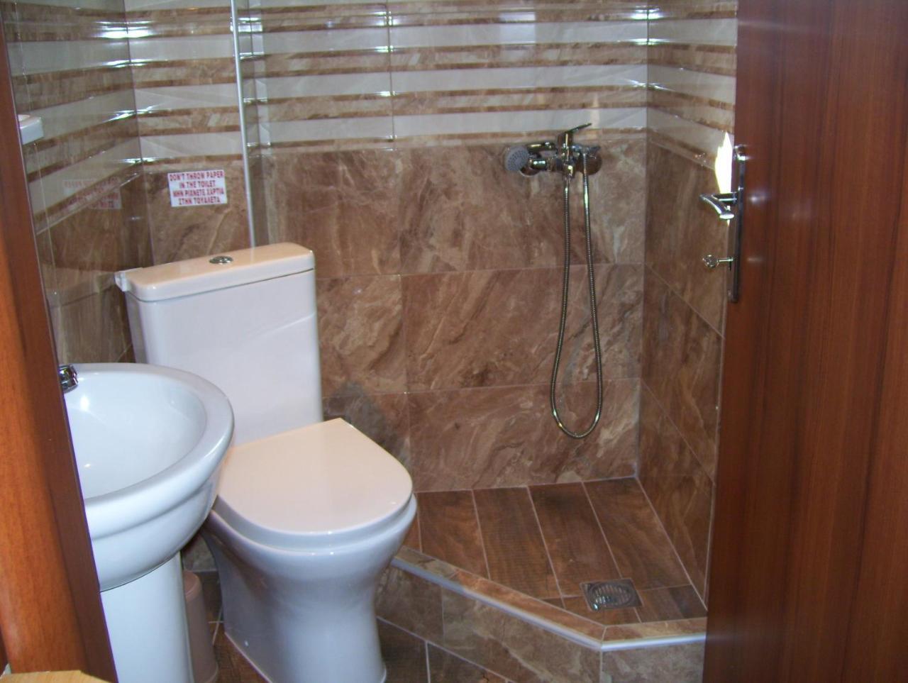 Verginia Studios Korinos Bagian luar foto